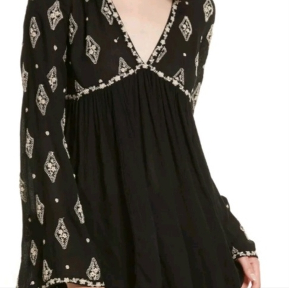 Free People Black and White Crinkle Diamond Patterned Tunic/Dress EUC M Box 3 - Picture 3 of 5